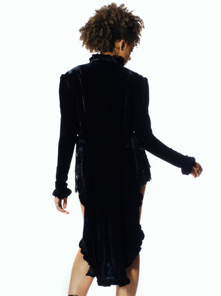 The Lola Shrug
